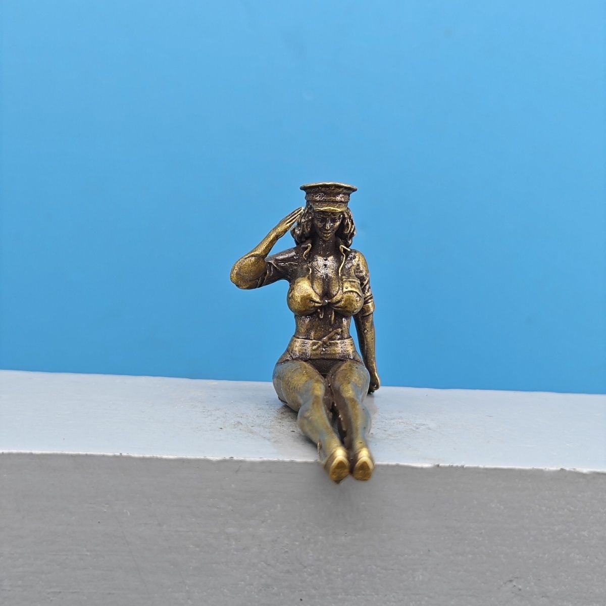 Solid Brass Miniature Girl Fig - Vintage Collectible Ornaments recensione e prezzo