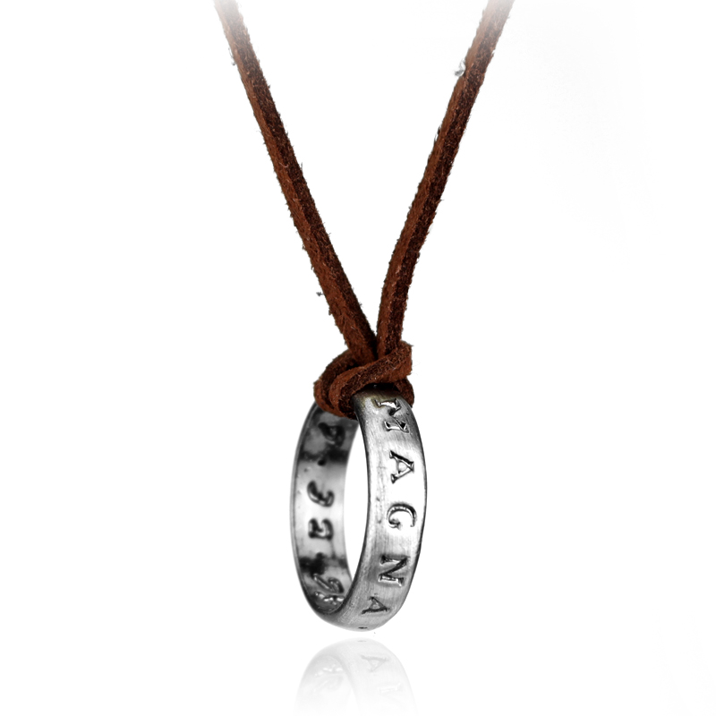 Game Anime Leather Chain Ring  - Vintage Items recensione e prezzo