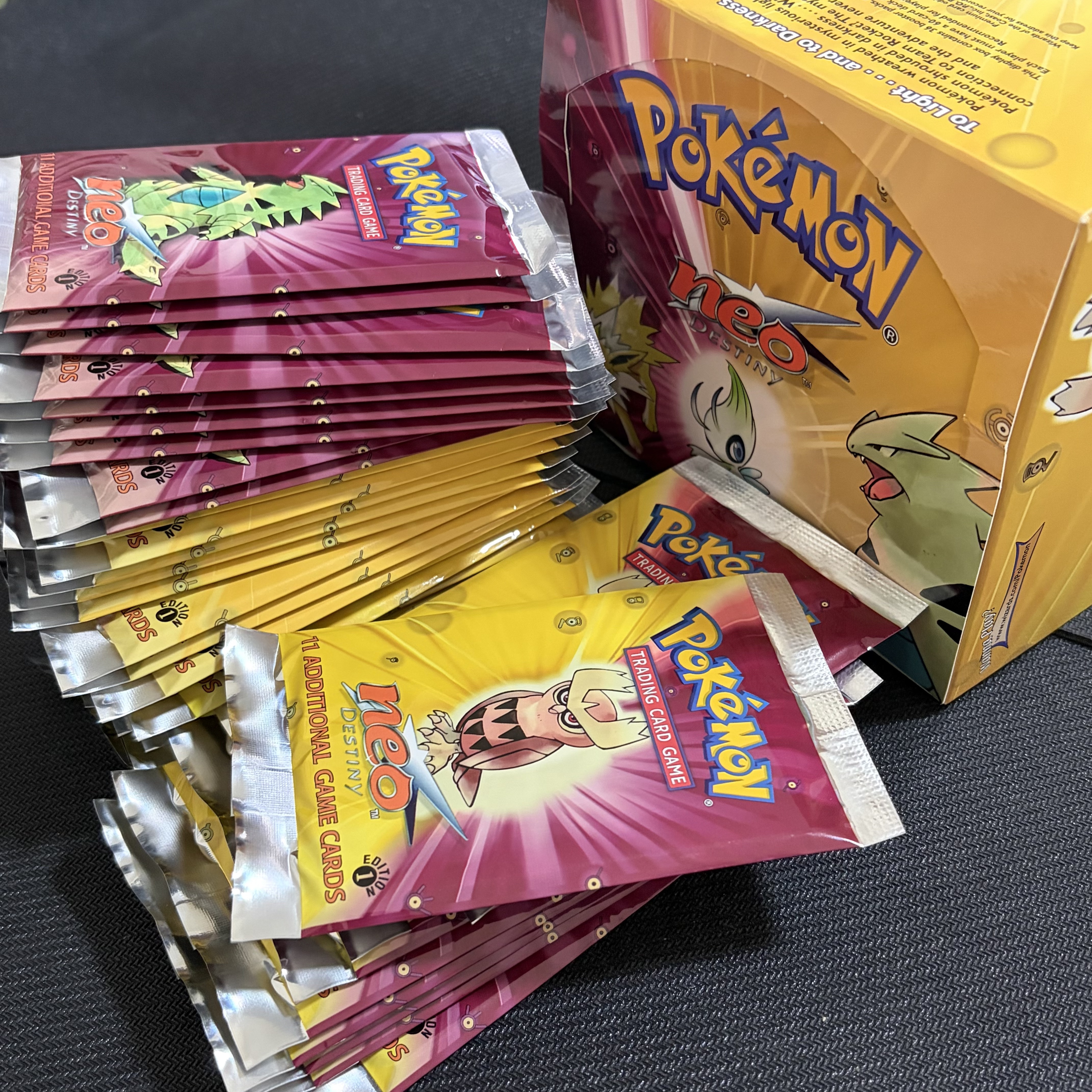 PKM Booster Pack TEAM ROCKET/B - Vintage Collectible Cards recensione e prezzo