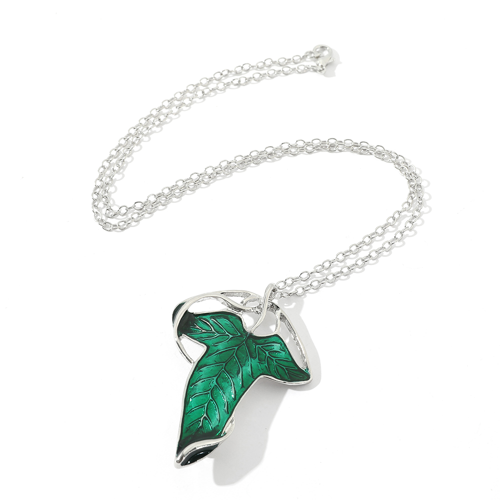 Vintage Green Leaf Pendant Nec - Vintage Items recensione e prezzo