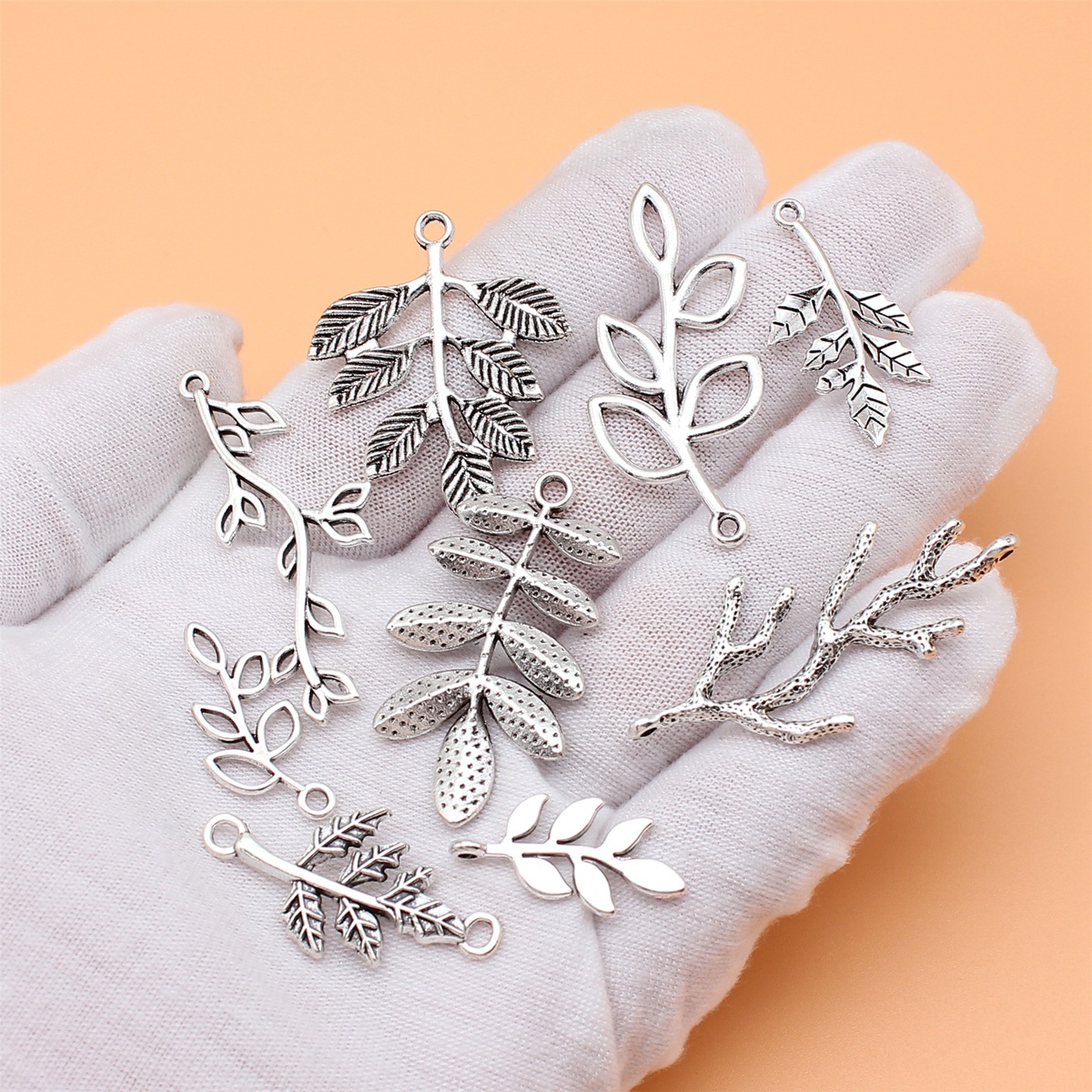 9pcs Antique Silver Color Bran - Vintage Collectible Jewelry recensione e prezzo