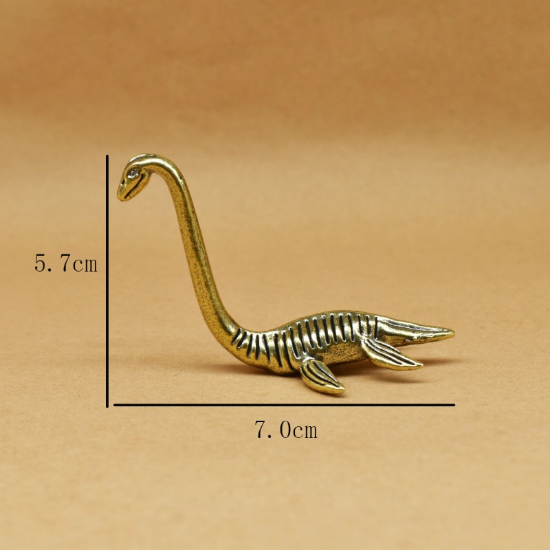Loch Ness Monster Creature Bra - Vintage Collectible Ornaments recensione e prezzo