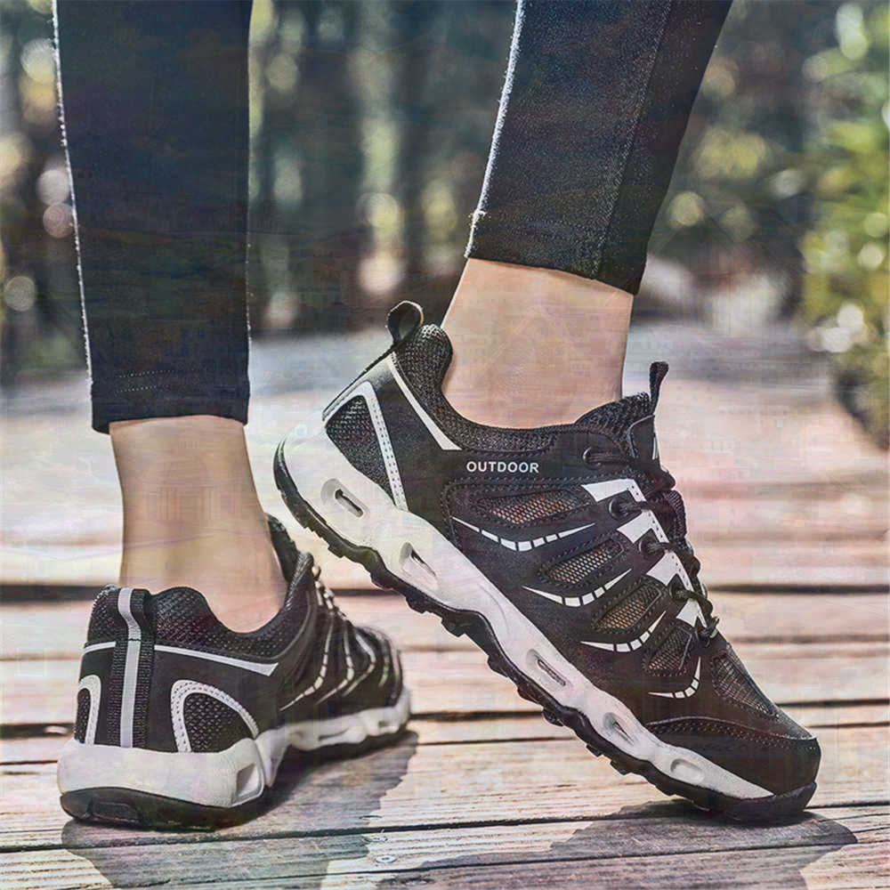 Sumer Round Tip Silver Sneaker - Most Collectible Vintage Items recensione e prezzo
