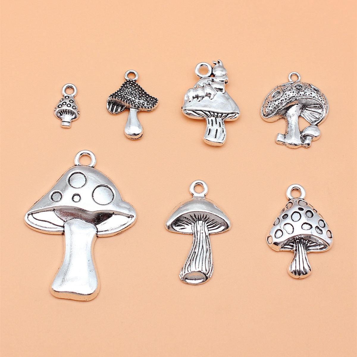 7pcs Antique Silver Color Mush - Vintage Collectible Jewelry recensione e prezzo