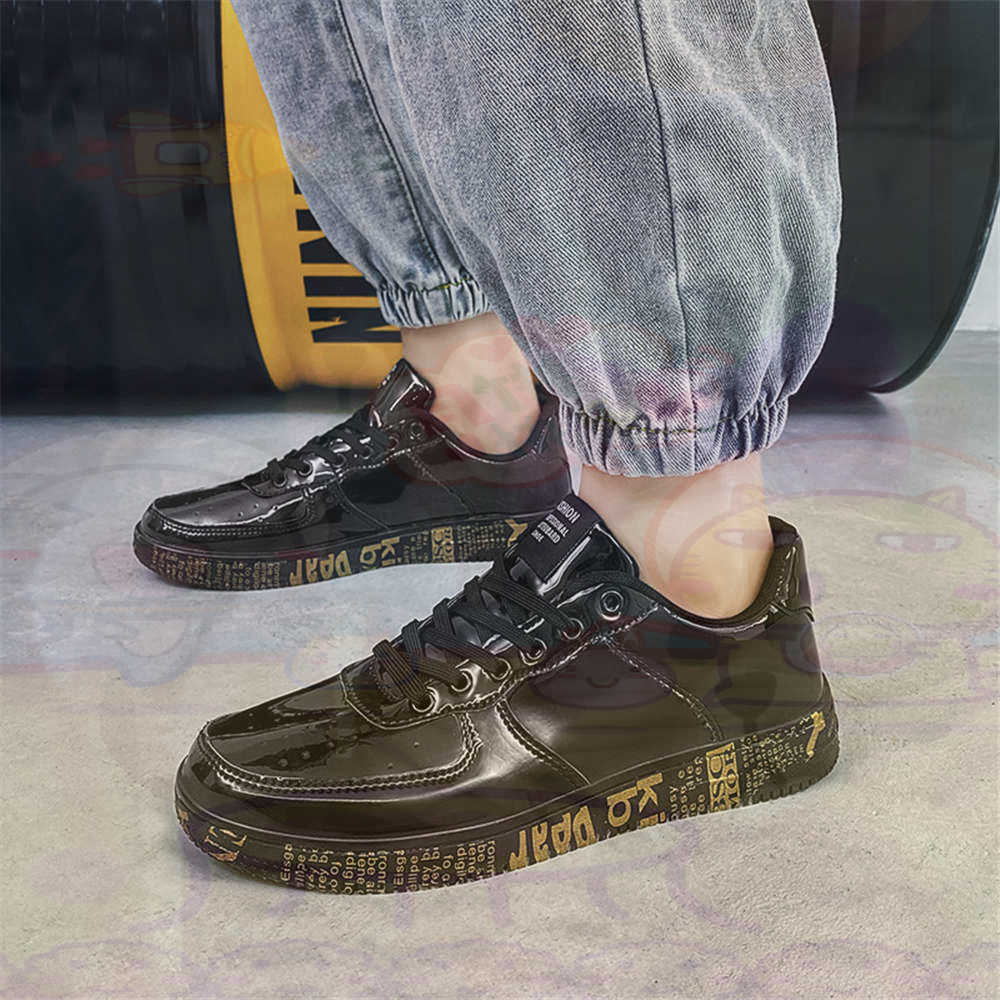 Round Foot Size 45 Sneakers Wh - Most Collectible Vintage Items recensione e prezzo